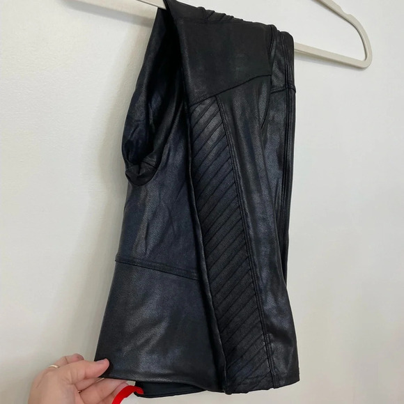 SPANX|| Moto Faux Leather Leggings,Like New size Medium - Picture 11 of 11